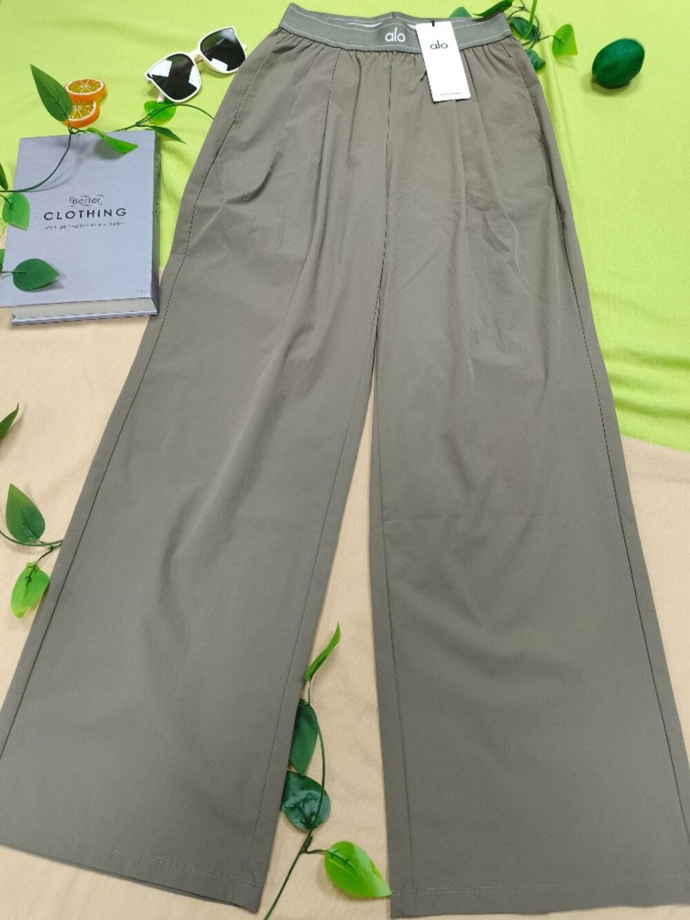 ALO Yoga Suit Up Regular Trouser Olive😘Wide Leg Relaxed Fit Pants🌺Casual Chic - Picture 2 of 7